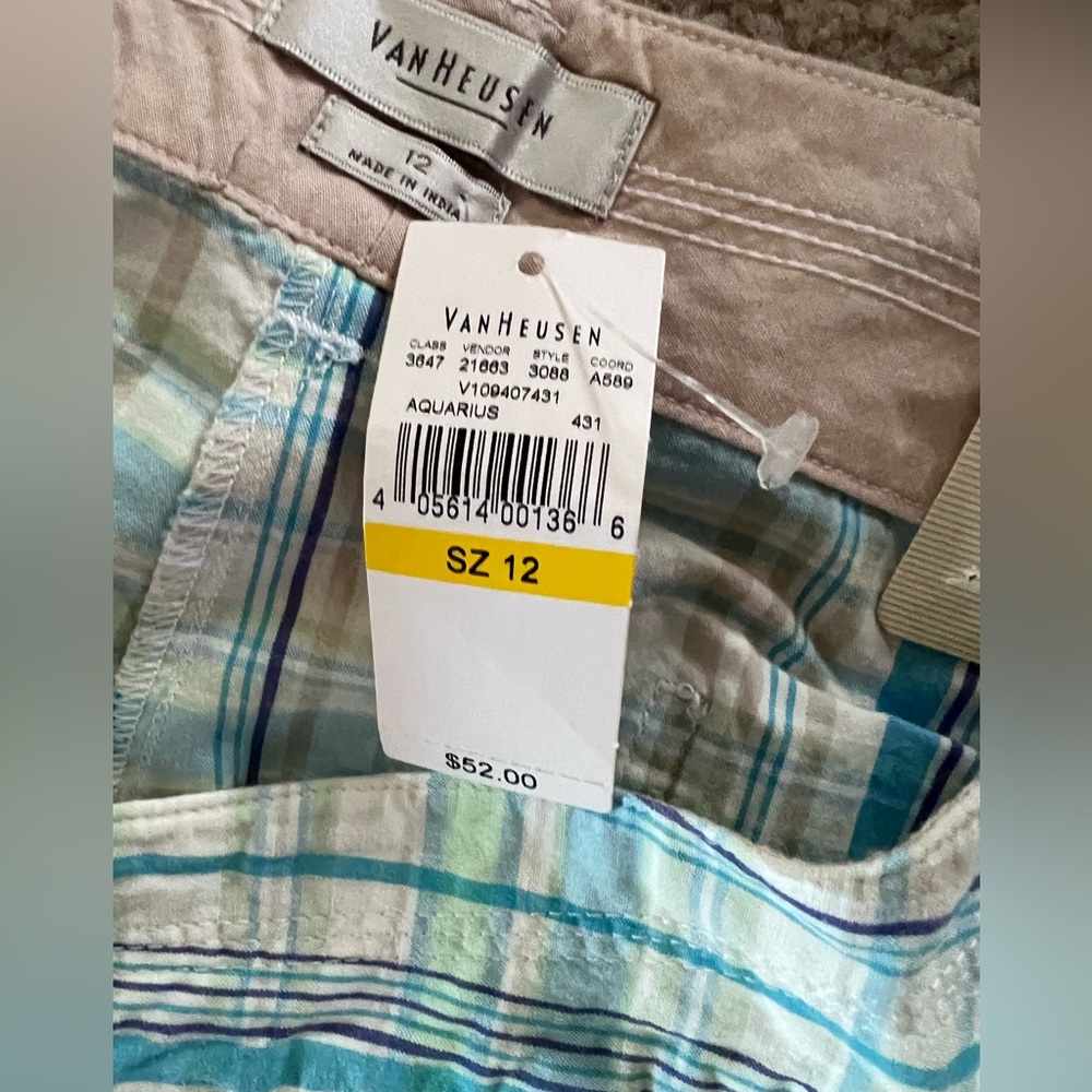 NWT VAN HEUSEN Plaid Cargo Modern Fit Pedal Pushers Cropped Size 12 - Picture 5 of 9
